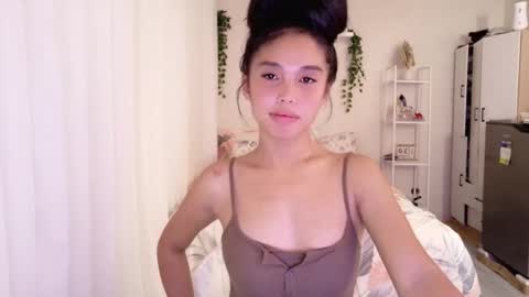 temptessa20 online show from November 11, 2025, 12:43 am