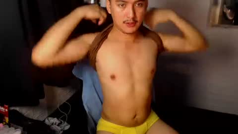 Snapshot of tempting_jon chatting on April 26, 2026, 3:48 am tempting_jon online show from April 26, 2026, 3:48 am
