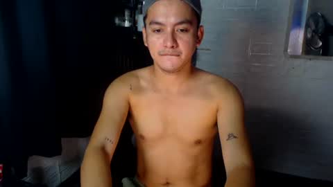 Snapshot of tempting_jon chatting on May 2, 2026, 7:13 am tempting_jon online show from May 2, 2026, 7:13 am