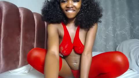 Snapshot of tempting_tiah chatting on July 15, 2026, 3:45 am tiah online show from July 15, 2026, 3:45 am