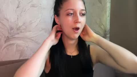 Snapshot of temptingvision chatting on May 16, 2026, 10:36 am temptingvision online show from May 16, 2026, 10:36 am