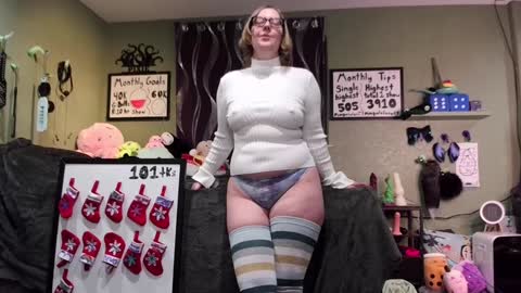 Pixie and Tentacle Overlord online show from December 27, 2024, 11:21 pm