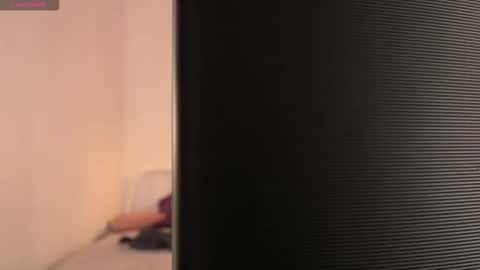 Snapshot of tender_babyy chatting on September 11, 2025, 12:27 pm Sexy girl Li online show from September 11, 2025, 12:27 pm