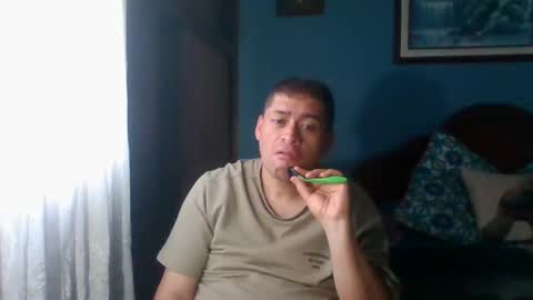 Snapshot of tender_eldelatienda chatting on May 1, 2026, 10:25 pm Fabio Canavaro online show from May 1, 2026, 10:25 pm