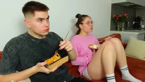 Snapshot of tenderlovesss chatting on February 14, 2025, 8:31 am Amanda and Kenny online show from February 14, 2025, 8:31 am