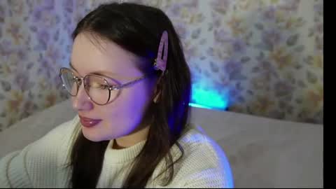 Snapshot of tendre_amelia chatting on June 11, 2026, 8:34 am tendre_amelia online show from June 11, 2026, 8:34 am