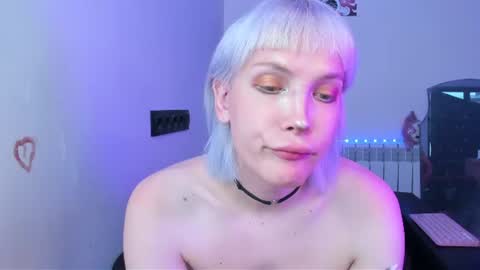 Snapshot of tenebrise chatting on July 18, 2026, 1:43 am Kira online show from July 18, 2026, 1:43 am