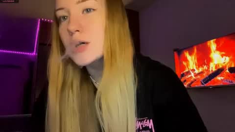 Hello My name is Ida I will be very glad to see you 3 online show from April 11, 2026, 6:01 pm