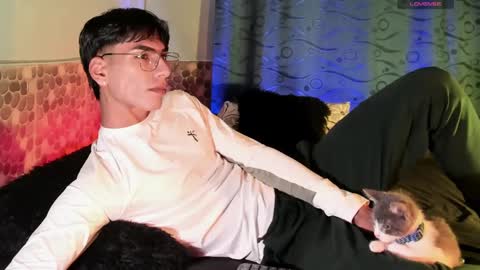 Teo online show from December 7, 2024, 6:15 pm