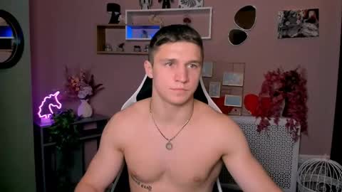 teo_sol online show from June 6, 2026, 9:03 am