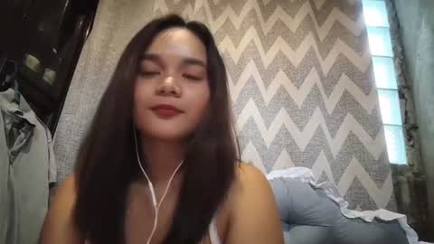 Snapshot of teofilaconant chatting on July 3, 2026, 7:15 am Sylvie online show from July 3, 2026, 7:15 am