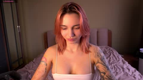 Teya online show from March 5, 2026, 10:33 am