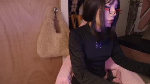 Terra Elowen online show from March 13, 2026, 11:28 am