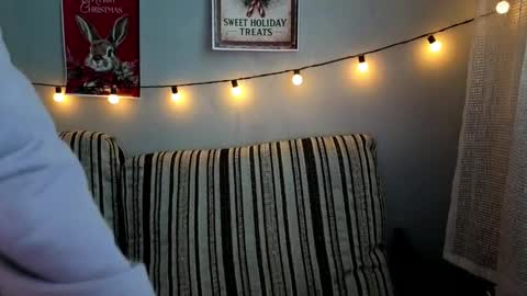 Anny Simpson online show from February 2, 2026, 4:11 am