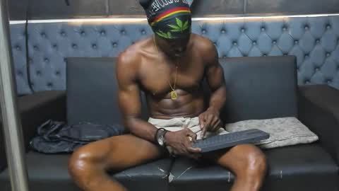 terranze_z online show from January 9, 2026, 7:59 pm