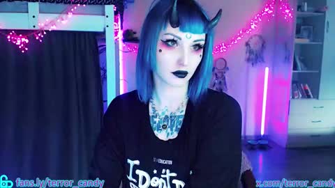 Snapshot of terror_candy chatting on February 25, 2026, 11:25 pm CRY BABY online show from February 25, 2026, 11:25 pm