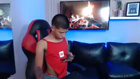 tessachains online show from December 14, 2025, 4:34 pm