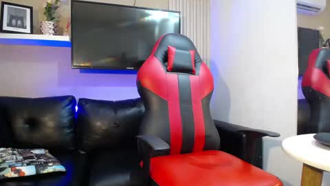 tessachains online show from January 6, 2026, 1:59 pm