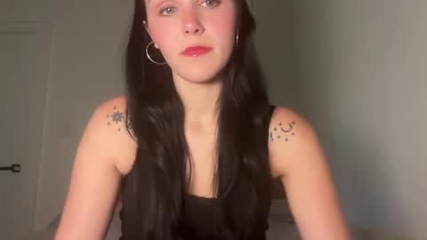 tessadovee online show from September 15, 2025, 11:38 pm