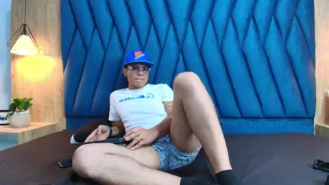 tette_valentine online show from August 1, 2026, 3:00 pm