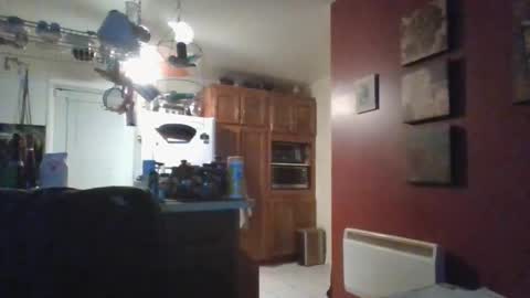 tetuo2 online show from November 12, 2025, 11:58 pm