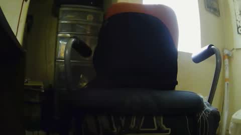 tetuo2 online show from December 22, 2025, 3:09 pm