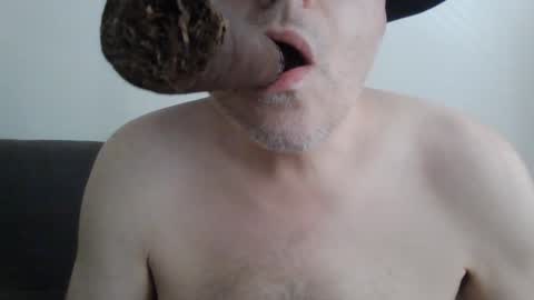 texancigar online show from December 31, 2024, 2:58 pm