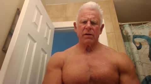 texasboy1978 online show from December 24, 2024, 9:44 pm