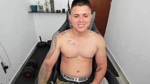 Teylor Fel online show from February 20, 2025, 5:18 pm