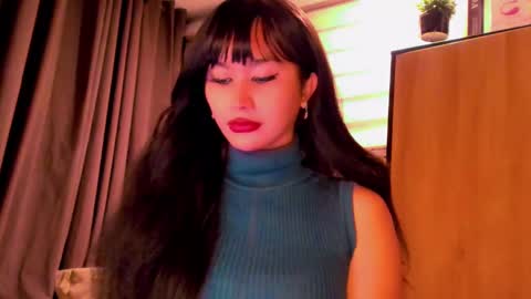 Snapshot of th3r3sa chatting on December 9, 2024, 2:24 am th3r3sa online show from December 9, 2024, 2:24 am