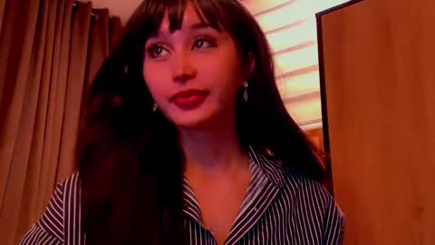 Snapshot of th3r3sa chatting on February 1, 2025, 1:51 pm th3r3sa online show from February 1, 2025, 1:51 pm