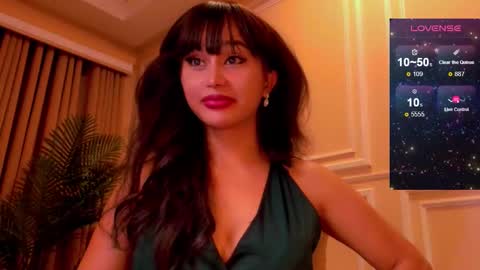 Snapshot of th3r3sa chatting on October 8, 2025, 6:49 pm th3r3sa online show from October 8, 2025, 6:49 pm