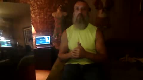 Snapshot of tha_commander69 chatting on December 8, 2024, 2:19 pm tha Commander69 online show from December 8, 2024, 2:19 pm