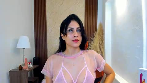 Sweet Thais  online show from December 16, 2025, 2:44 pm