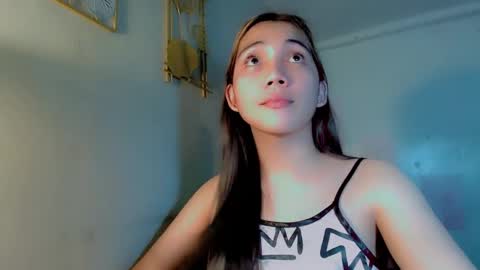 Snapshot of thalia_sunshine chatting on November 6, 2025, 2:40 pm Thalia online show from November 6, 2025, 2:40 pm