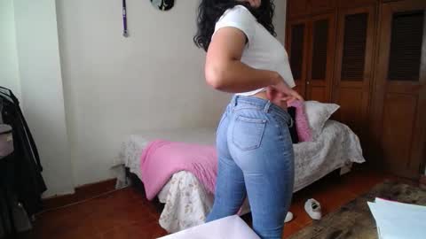    online show from September 8, 2025, 6:07 pm