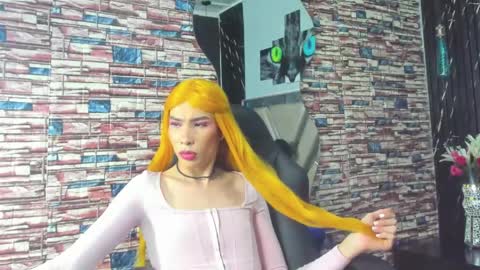 thamara_roberts online show from April 30, 2026, 7:53 pm