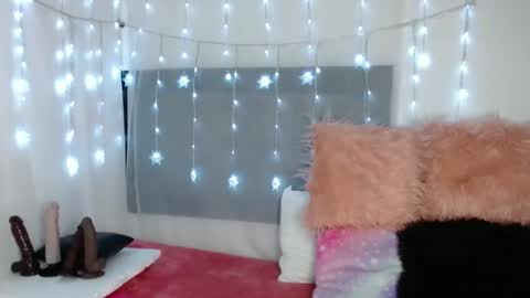 Snapshot of thamarar chatting on January 23, 2025, 2:55 am Thamara online show from January 23, 2025, 2:55 am