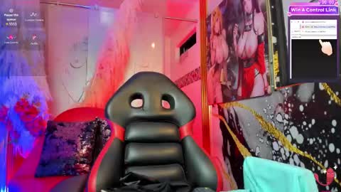 Snapshot of thanier_18 chatting on March 23, 2026, 7:56 am thanier_18 online show from March 23, 2026, 7:56 am