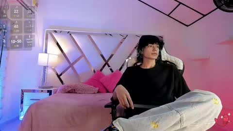 Snapshot of thanier_18 chatting on March 25, 2026, 7:20 pm thanier_18 online show from March 25, 2026, 7:20 pm