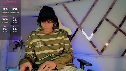 Snapshot of thanier_18 chatting on March 29, 2026, 7:36 pm thanier_18 online show from March 29, 2026, 7:36 pm