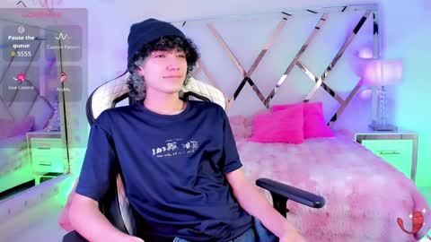 Snapshot of thanier_18 chatting on April 9, 2026, 7:30 pm thanier_18 online show from April 9, 2026, 7:30 pm