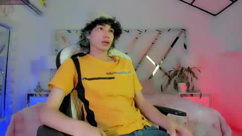 Snapshot of thanier_18 chatting on April 11, 2026, 7:07 pm thanier_18 online show from April 11, 2026, 7:07 pm