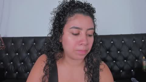 thara webstter online show from January 16, 2025, 2:51 pm