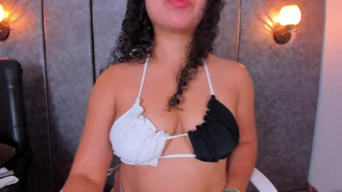 thara webstter online show from April 15, 2026, 12:01 pm