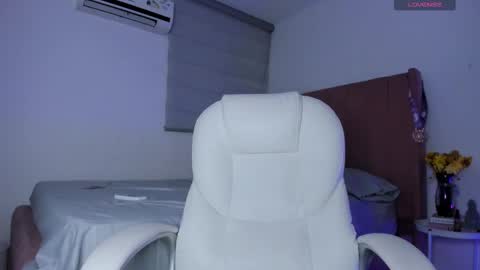 nina mirley online show from February 10, 2025, 11:13 pm