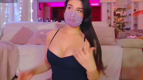 Madina online show from March 3, 2026, 5:41 pm