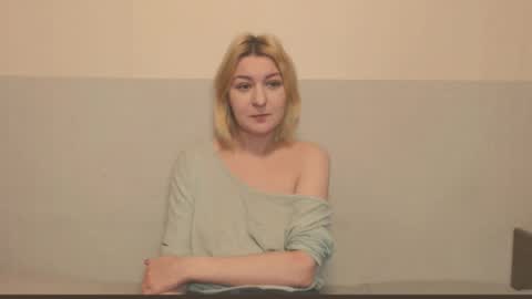 Eva online show from November 25, 2025, 11:16 pm