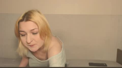 Eva online show from April 26, 2026, 10:18 pm