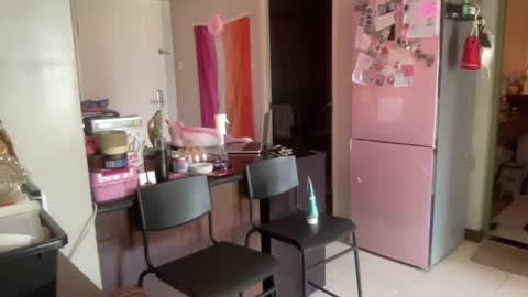 Snapshot of the_emmarouge chatting on July 6, 2026, 12:40 am the_emmarouge online show from July 6, 2026, 12:40 am